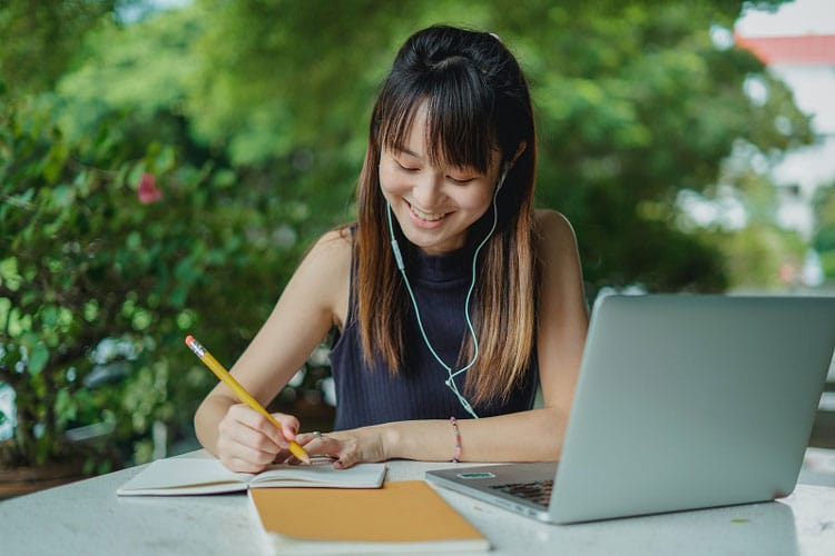 grammarly gratis vs premium